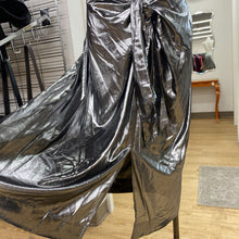 Load image into Gallery viewer, En Thread knotted skirt M