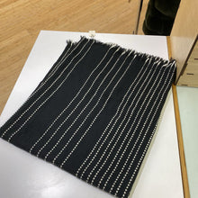 Load image into Gallery viewer, Sandwich shawl NWT