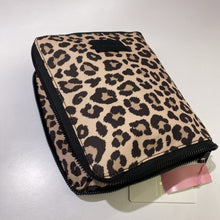 Load image into Gallery viewer, Poppy&Peonies foldable tote NWT