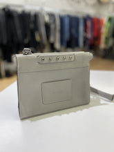 Load image into Gallery viewer, Min & Mon leather crossbody NWOT