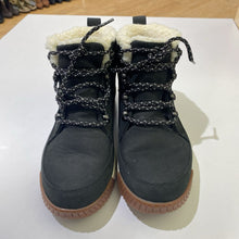 Load image into Gallery viewer, The North Face Sierra Mid Lace Waterproof boots 6.5