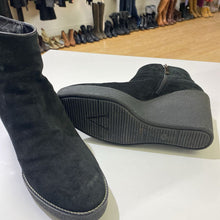 Load image into Gallery viewer, Aquatalia suede wedge boots 10