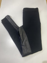 Load image into Gallery viewer, Burberry leather/zipper detail skinny pants 6