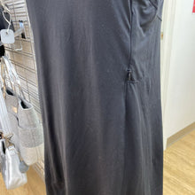 Load image into Gallery viewer, arcteryx zip pocket dress M