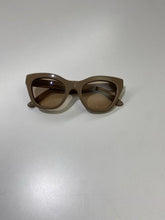 Load image into Gallery viewer, Dan Levy polarized sunglasses