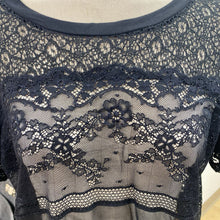 Load image into Gallery viewer, Heather Lace top L