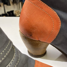 Load image into Gallery viewer, John Fluevog The Porter booties 6.5