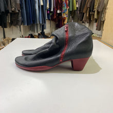 Load image into Gallery viewer, Arche red sole leather booties 41
