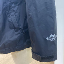 Load image into Gallery viewer, Columbia windbreaker S