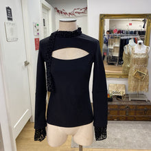 Load image into Gallery viewer, Lesugiatelier cutout/leopard detail top S