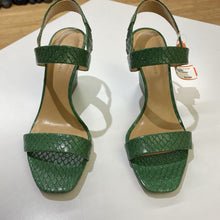 Load image into Gallery viewer, Banana Republic Emilia leather sandals 8.5