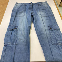Load image into Gallery viewer, Michael Kors cotton cargo jogger pants 6
