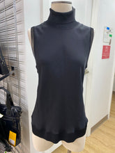 Load image into Gallery viewer, Theory ribbed trim silk top L