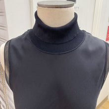 Load image into Gallery viewer, Theory ribbed trim silk top L