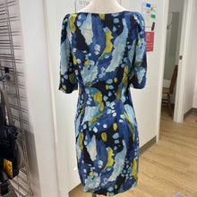 Load image into Gallery viewer, Diane Von Furstenburg vintage silk dress 8