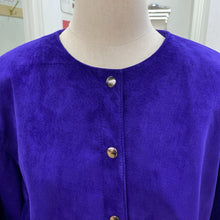 Load image into Gallery viewer, Danier vintage suede jacket L
