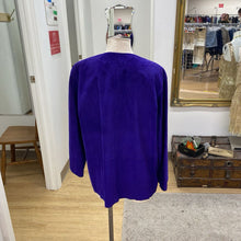 Load image into Gallery viewer, Danier vintage suede jacket L