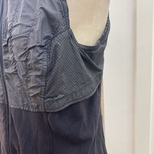 Load image into Gallery viewer, Lululemon vest 10