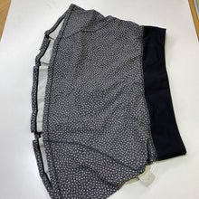 Load image into Gallery viewer, Lululemon skort 6 Tall
