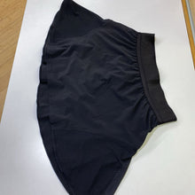 Load image into Gallery viewer, Lululemon skort 6 Tall