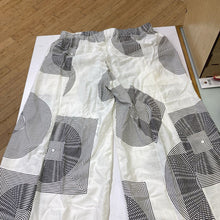 Load image into Gallery viewer, Radzoli pull on wide leg pants L