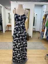 Load image into Gallery viewer, Guess jumpsuit 6 NWT