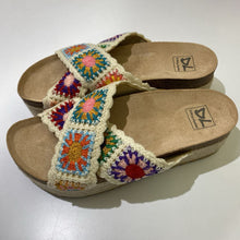 Load image into Gallery viewer, Dirty Laundry platform espadrille sandals 8.5