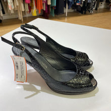 Load image into Gallery viewer, Stuart Weitzman patent snake print slingbacks 6
