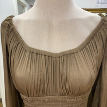 Load image into Gallery viewer, Gap satin smocked top XS