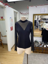 Load image into Gallery viewer, RW&CO mesh detail top NWT L