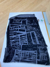 Load image into Gallery viewer, Danier velvet/silk scarf