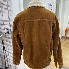 Load image into Gallery viewer, Gap Corduroy Jacket S