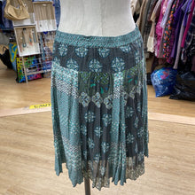 Load image into Gallery viewer, Sandwich pull on skirt 36