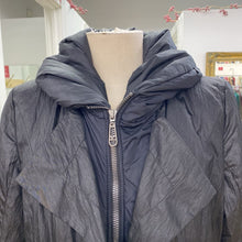 Load image into Gallery viewer, Creenstone coat 40