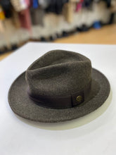 Load image into Gallery viewer, Goorin Bros wool fedora S