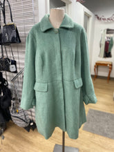 Load image into Gallery viewer, Mod Cloth coat 2X