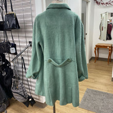 Load image into Gallery viewer, Mod Cloth coat 2X