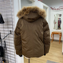 Load image into Gallery viewer, Soia Kyo down coat M