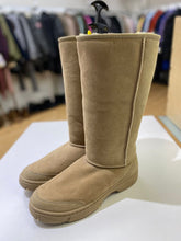 Load image into Gallery viewer, UGG Ultimate Tall Braid suede boots 9