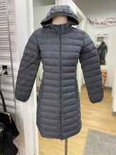 Load image into Gallery viewer, TNA light puffer coat XS