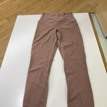 Load image into Gallery viewer, Lululemon leggings 4