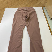 Load image into Gallery viewer, Lululemon leggings 4