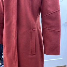 Load image into Gallery viewer, Hugo Boss lined wool/cashmere coat 6