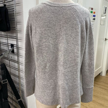 Load image into Gallery viewer, J Crew V neck sweater XS