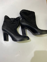 Load image into Gallery viewer, Rag & Bone leather boots 9