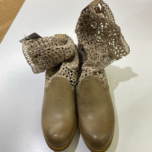 Load image into Gallery viewer, Bunker lace/leather boots NWT 10