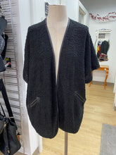 Load image into Gallery viewer, Sympli wool/blend boucle open cardi 4