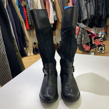 Load image into Gallery viewer, Timberland leather/nubuck unlined boots 8