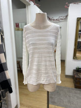 Load image into Gallery viewer, Banana Republic knit top M NWT