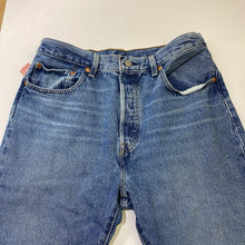 Load image into Gallery viewer, Levis 501 jeans 32 (fits smaller)